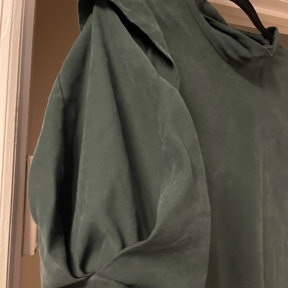 GORGEOUS GREEN VELVET MINI DRESS SIZE XXL RUNS SMALL - Picture 3 of 4